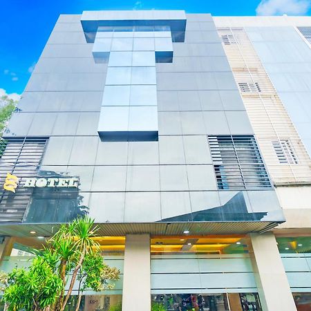 Capital O 94542 Hotel Suba Джакарта Екстериор снимка